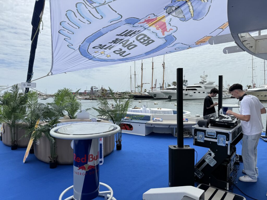 Evento Redbull te da alas en el Boramar Yayitos